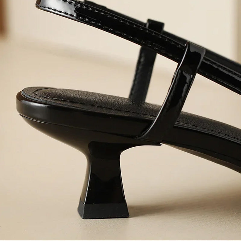 Lodičky s rolákovým výstřihem Nicole