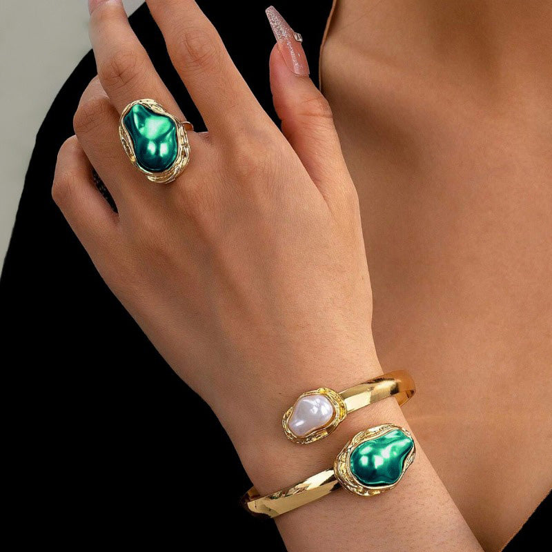 Duo z roztavených perel